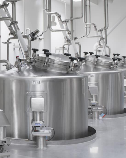 pharmaceutical-tank-in-wash-automation